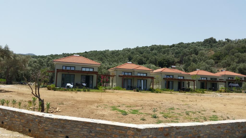 Thea Houses Milína Buitenkant foto